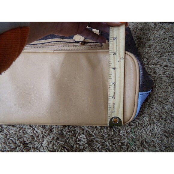 Giani Bernini Ice skating Bears Tote Handbag New Winter Scene Bag Purse - Picture 4 of 8